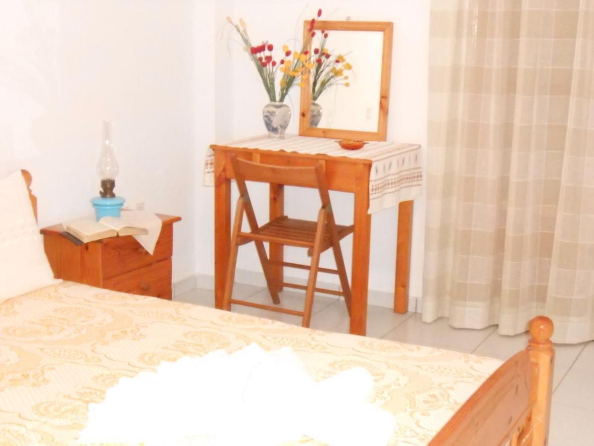 Chrysolithos Kerami Apartments Khalkíon Eksteriør bilde